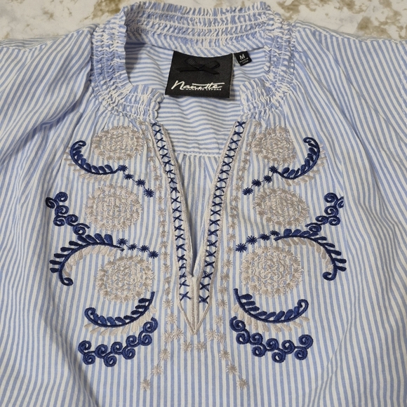 Nanette Lepore Ruffle VNeck Tank Medium Embroidered Striped Boho Blue White - Picture 6 of 9